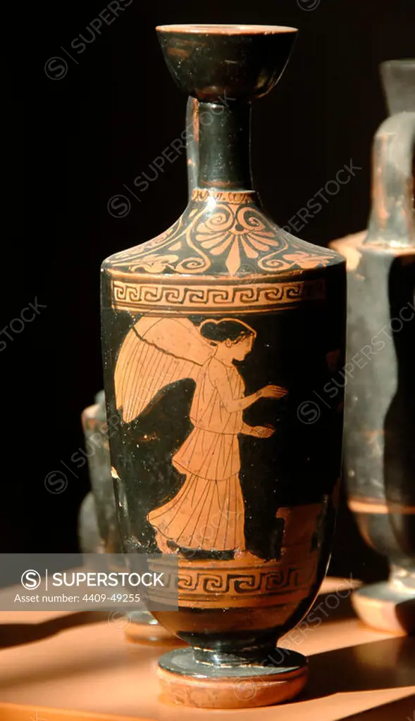 GREEK ART. GREECE. Attic LEKYTHOS red-figure. First half of V century b.C. Corinth Museum. Province of Korinthia. Region of the Peloponnese. Greece.