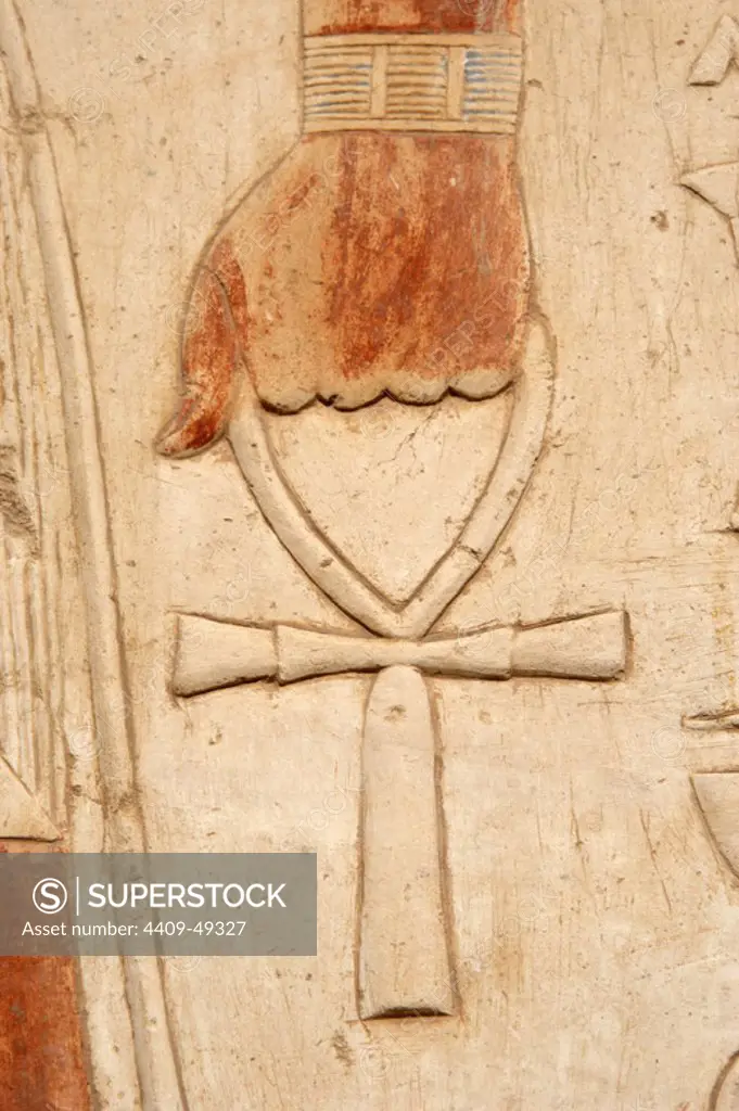 Relief depicting a hand with an ankh or crux ansata. Temple of Hatshepsut. Eighteenth Dynasty. New Kingdom. Egypt.