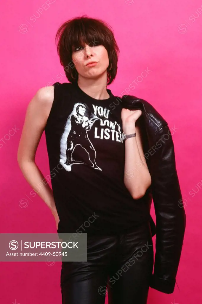 Chrissie Hynde, cantante del grupo The Pretenders. 1982.
