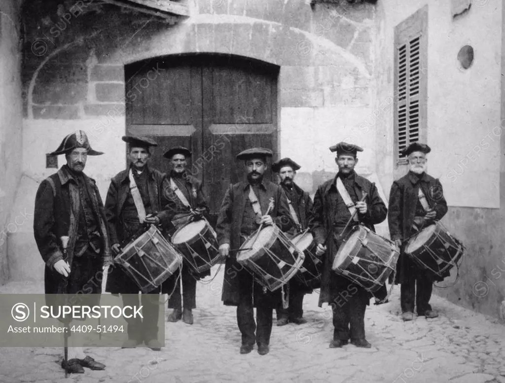 Grupo de 'TAMBORERS DE LA SALA'. Palma de Mallorca, 1900-05.