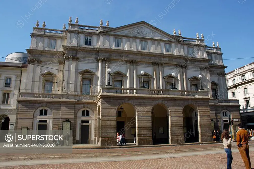 Italy. Milan. Teatro alla Scala (1776-1778). It was built by the architect Giuseppe Piermarini (1734-1808). Facade.