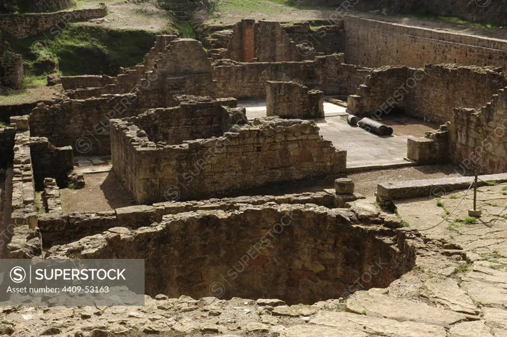 Portugal. Roman ruins of Miróbriga. Ancient Lusitanian settlement whose present-day ruins are dated to the Roman period, between the 1st and 4th centuries. East Baths, 2nd to 4th centuries. Surrounding area of Santiago do Cacém. Alentejo Region.