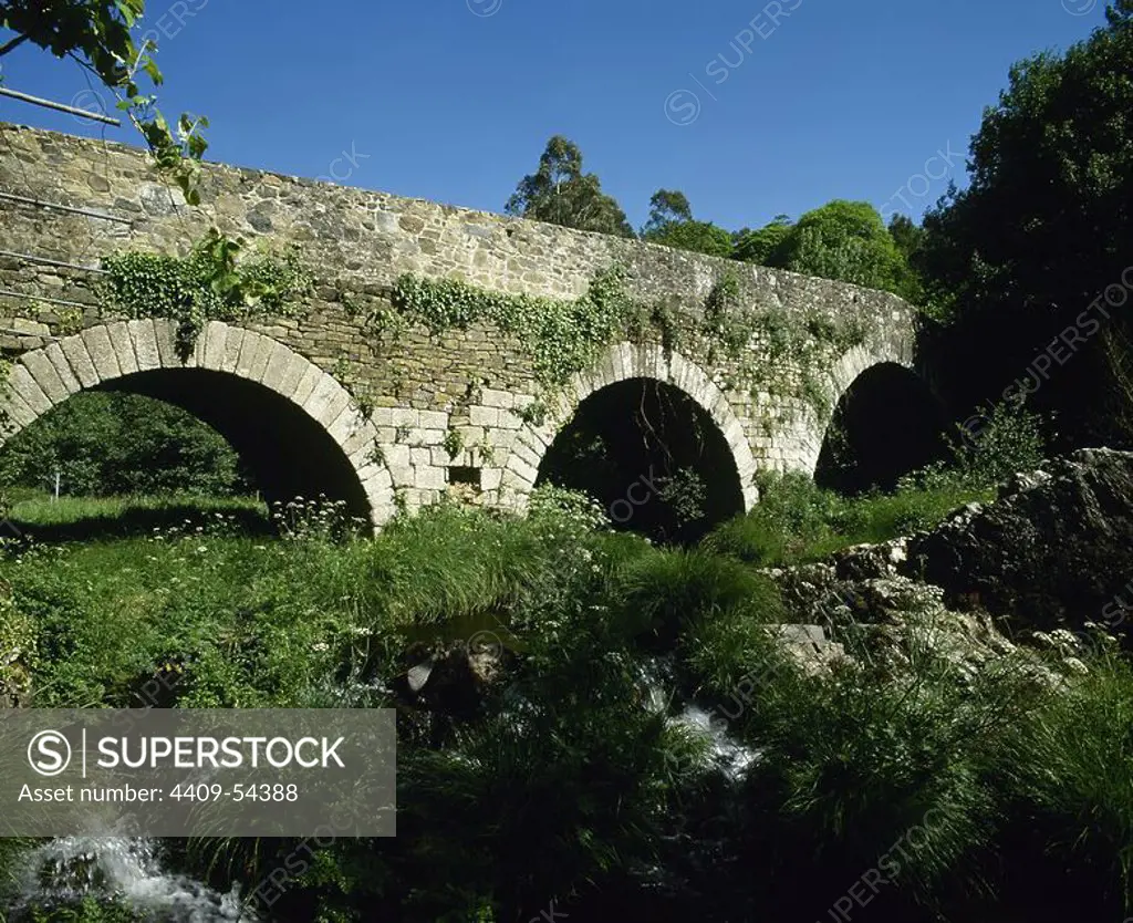 Spain, Galicia, La Corua province, Melide, Furelos. Bridge over the Furelos river. Medieval era. Way of St. James.