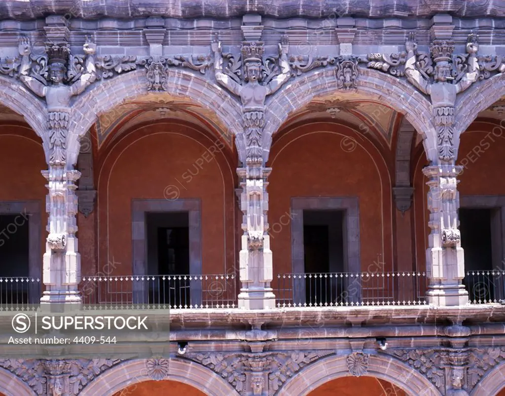 Mexico.Queretaro.Ciudad de Queretaro.Claustro del Monasterio de San Agustin.Detalle.colonial siglo XVIII.