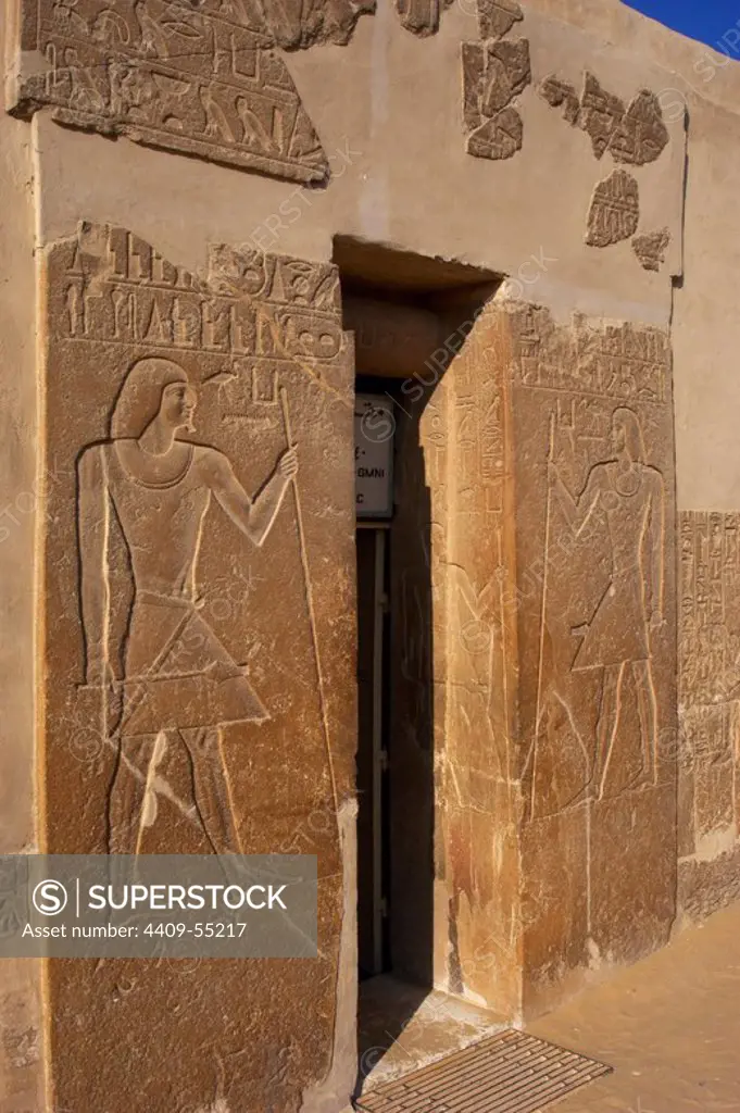 Mastaba of Kagemni (2350 BC). Chief Justice and vizier of the Pharaoh Teti. Reliefs on both sides of the door depicting Kagemni with the baton and scepter. Old Kingdom. Saqqara. Egypt.