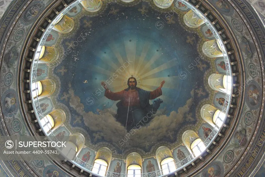 Ukraine. Autonomous Republic of Crimea. Yevpatoria. Cathedral of St. Nicholas the Miracle Worker. 19th century. Built by Alexander Bernardazzi. Interior. Dome. Christ in Majesty. Paintings by Vitaly Sokolovsky and Sergei Stroyev.