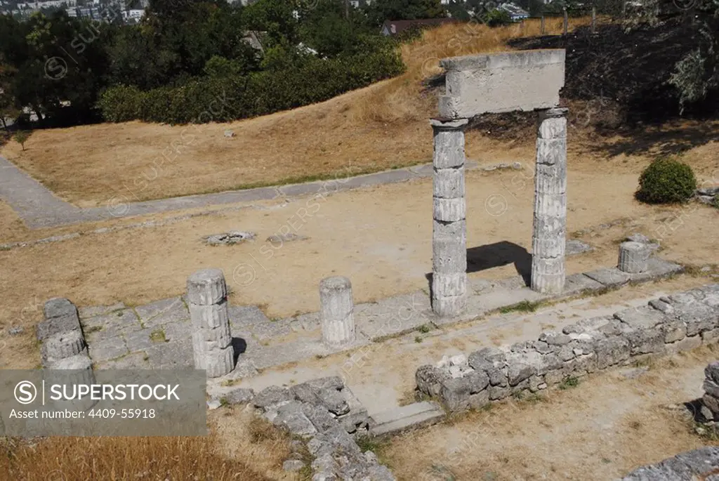 Ukraine. Autonomous Republic of Crimea. Ruins of ancient Greek city of Panticapaeum, founded by Milesians in Mount Mithridat. Kerch.