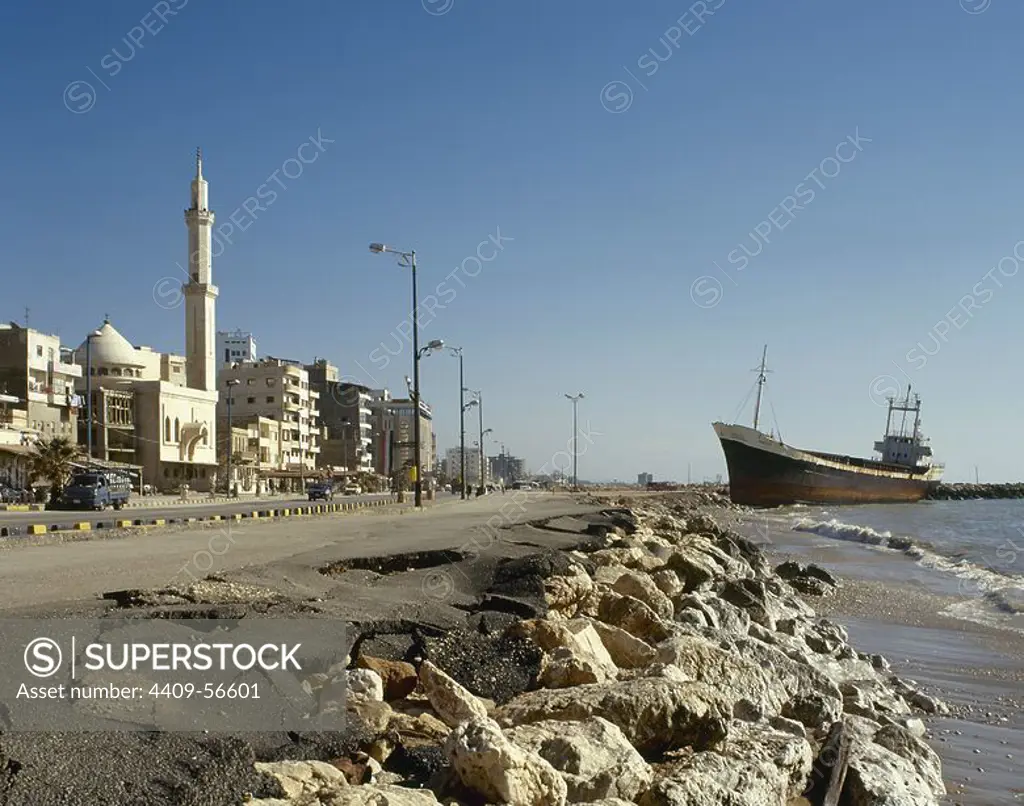 Syrian Arab Republic, Tartus. View of the seafront. Photo taken before the Syrian civil war.