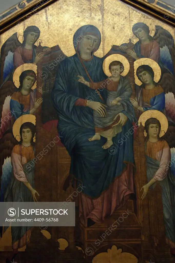 Cimabue (1240-1302). Florentine painter and creator of mosaics. The Maesta. Angels around the Virgin and Child Jesus. Painted around 1280. Tempera on panel. Louvre. France.