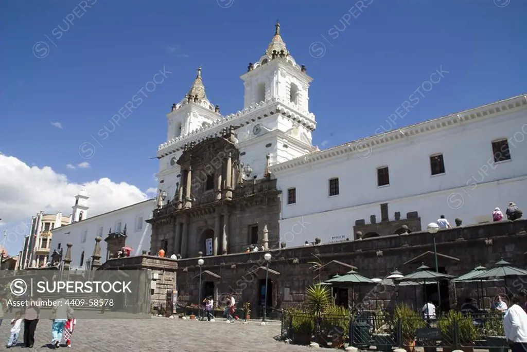 Ecuador.Quito.Historical center.Square of San Francisco with the church and convent of San francisco (XVI century)..