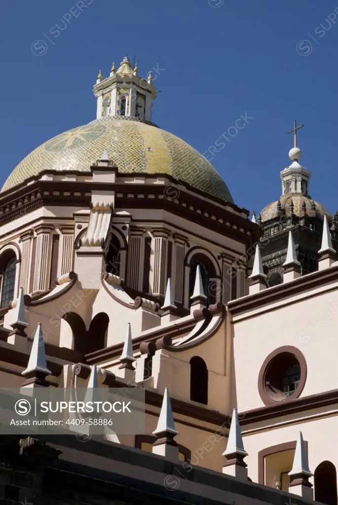 Puebla Cathedral (1575-1690). City of Puebla, Mexico..