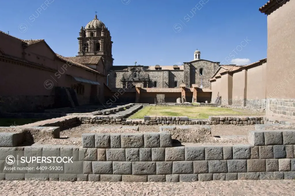 Peru. Cusco city. Ruins of Kusicancha and the Church of Santo Domingo..