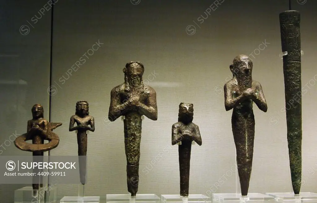 Mesopotamia. Foundation nails. 3rd Millenium BC. Bronze. Iraq British Museum. London. England. Kingdom.