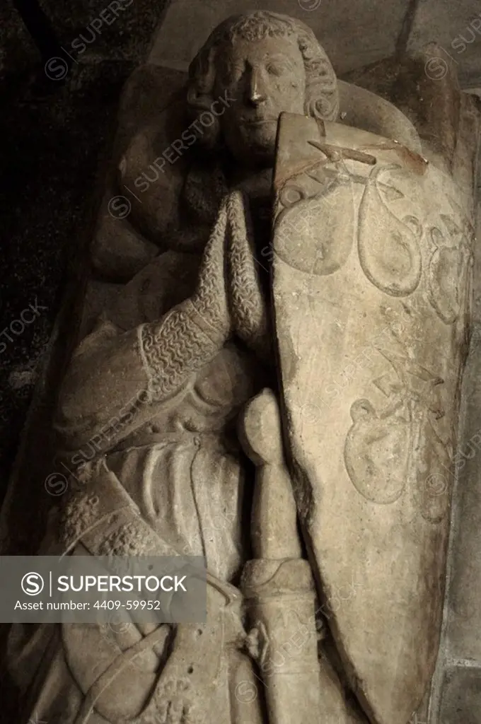 England. London. Temple Church. 12th C. Tomb effigy of member of Ros family (14th C.).