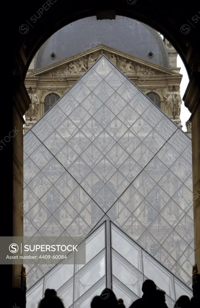 France, Paris. Louvre Museum. Architectural detail of the Louvre Pyramid from the underground lobby. It was designed by Ieoh Ming Pei (1917-2019). Inaugurated on March 29, 1989.