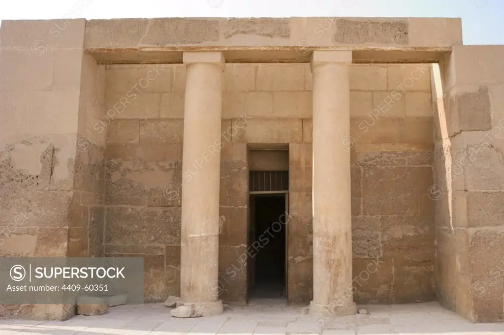 Egypt. Mastaba of Senedjemib Mehi, chief justice and vizier of the 5th dynasty. Entrance and portico. Old Kingdom. Royal Necropolis of Giza.