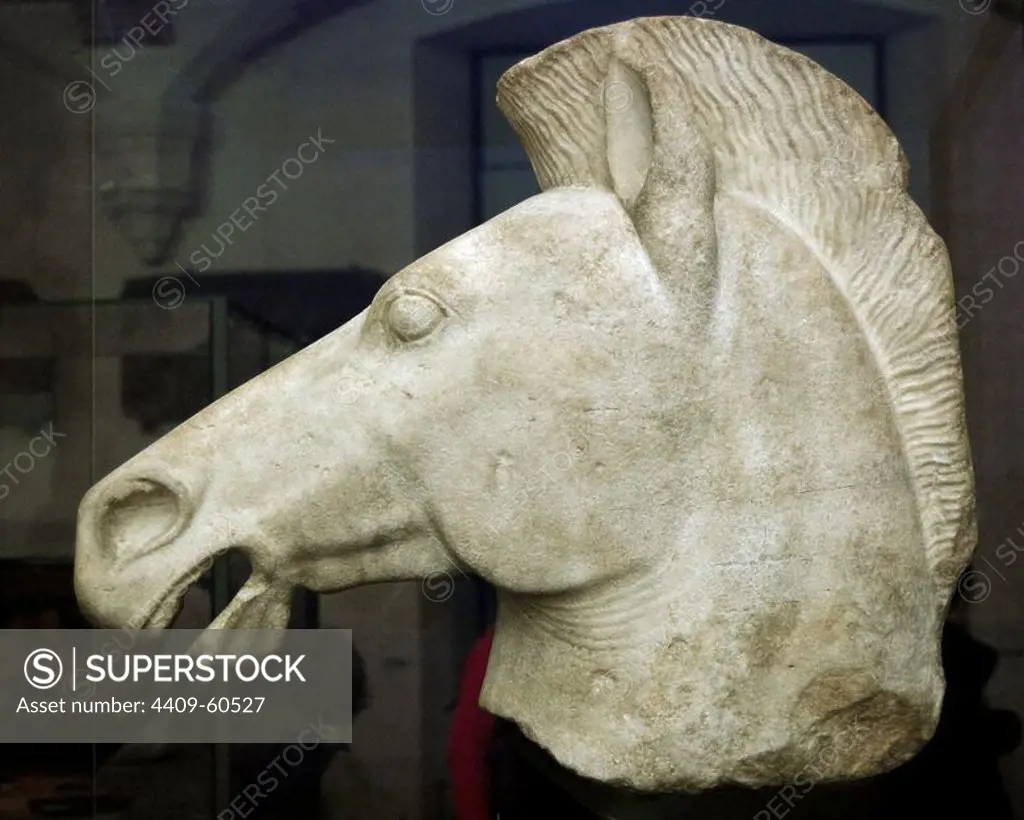 Greek Art. Greece. Horse's head. Marble sculpture. 6th century B.C. From Attica. Louvre Museum. Paris. France.