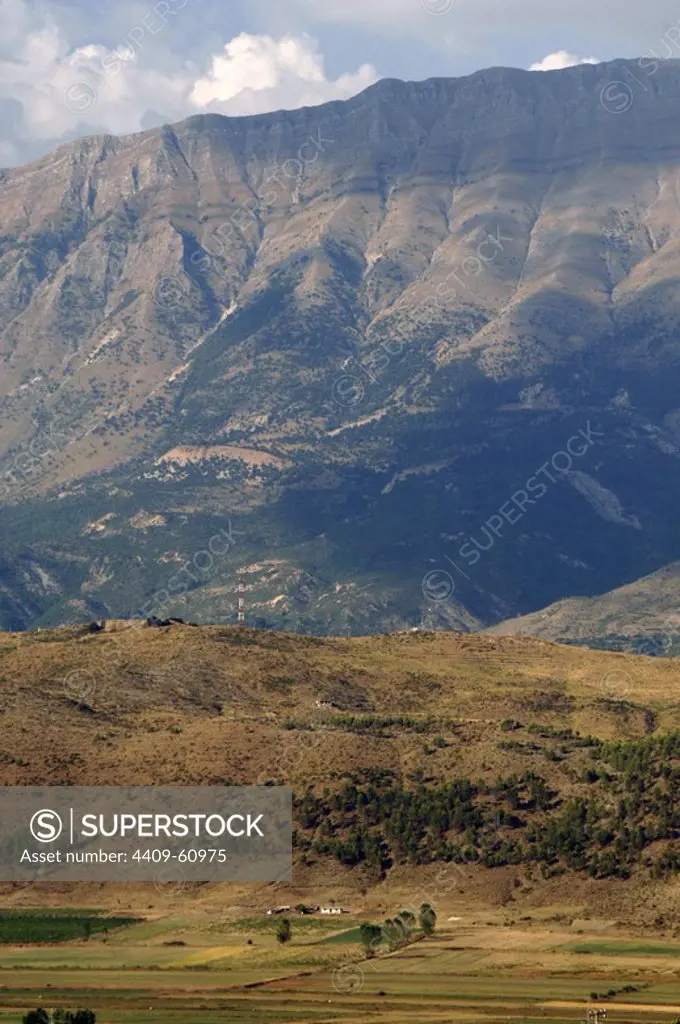 Albania. Gjirokaster. Lunxheria mountains.