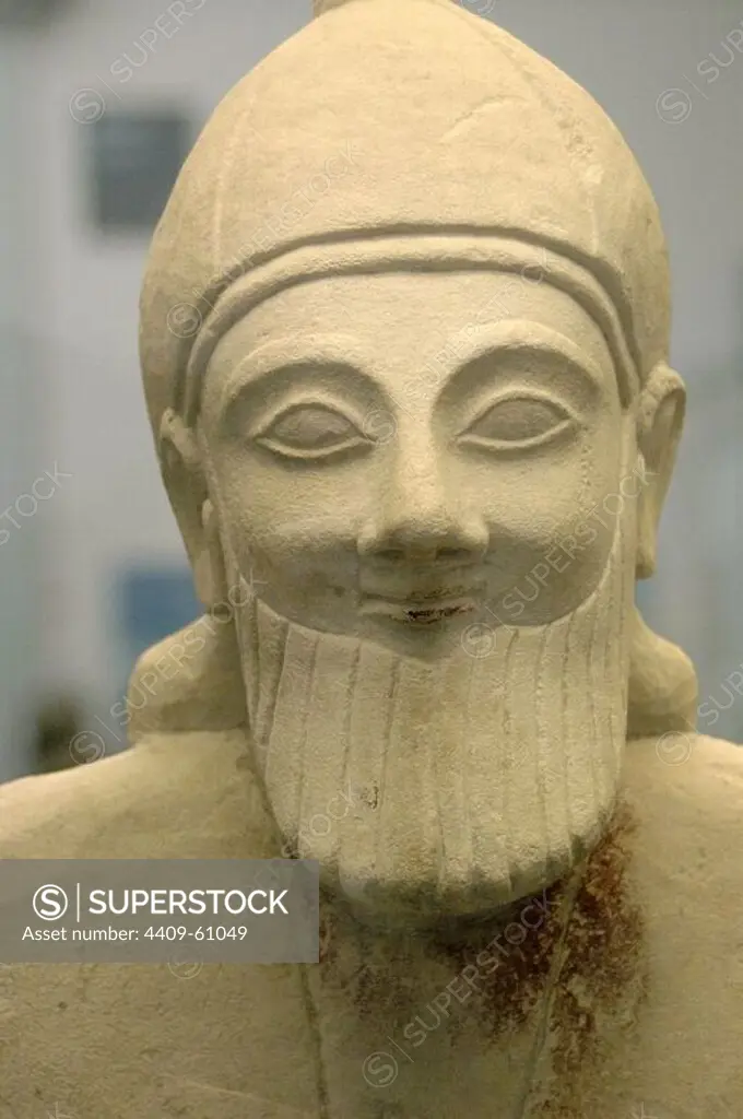Limestone statue of a bearded workshipper. 575-550 BC. From the Sanctuary of Apollo at Phrangissa, Tamassos (Cyprus). Detail. British Museum. London. United Kingdom.