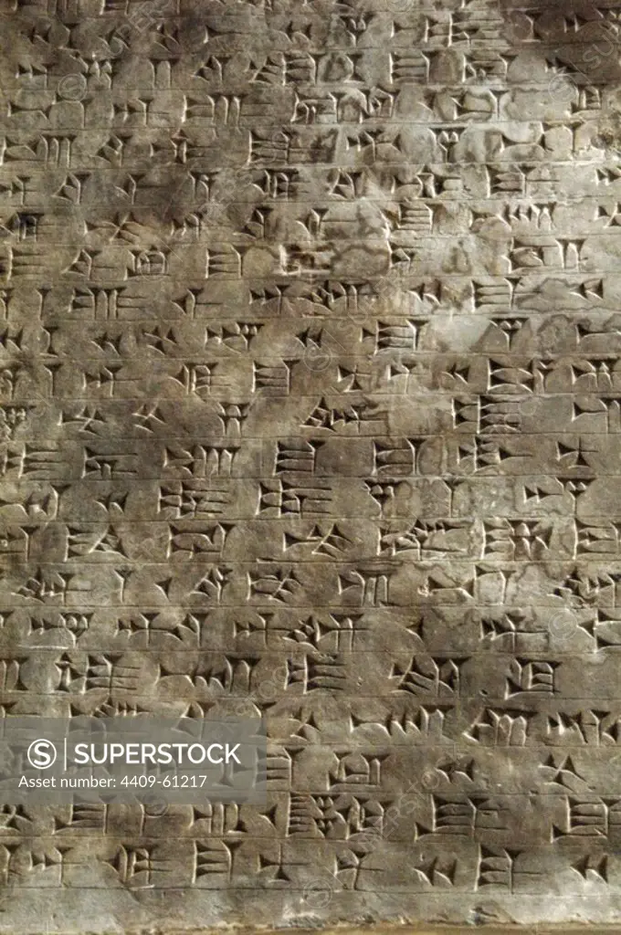 Cuneiforme writing. Fragment door. Description of king Adab-Nirari III (810-783 BC). From Nimrud (ancient Kalhu), Northerm Iraq. Neo-Assyrian. British Museum. London. United Kingdom.