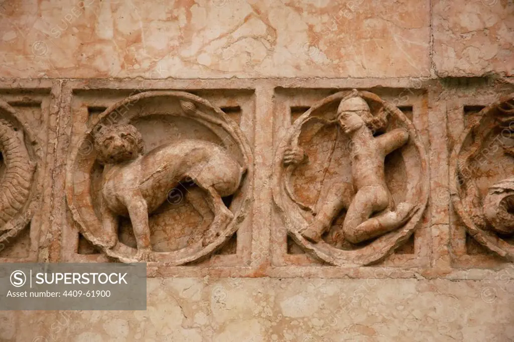 Italy. Parma. Baptistery (1196-1260). Reliefs of different zodiacal signs and animals by Benedetto Antelami. 13th century. Detail. Sagittarius.