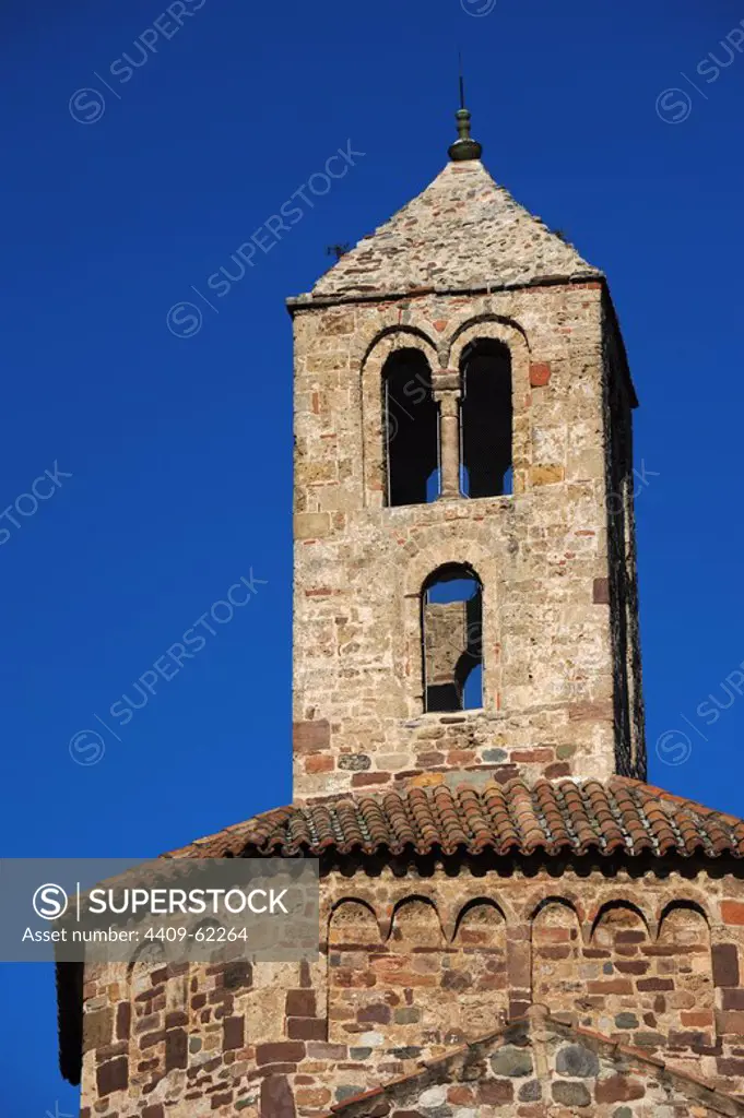 Romanesque art. Spain. 12th century. Church of St. Mary, consecrated in 1130. Octogonal dome crowned with two-story bell tower. Tarrasa. Catalonia.