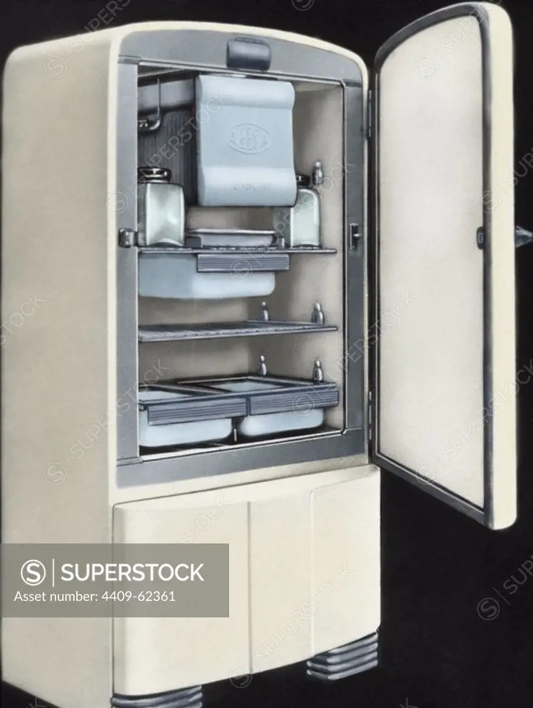 First electric refrigerator produced in Spain by AEESA brand (Anglo-Espanola de Electricidad SA). 50's. Colored.