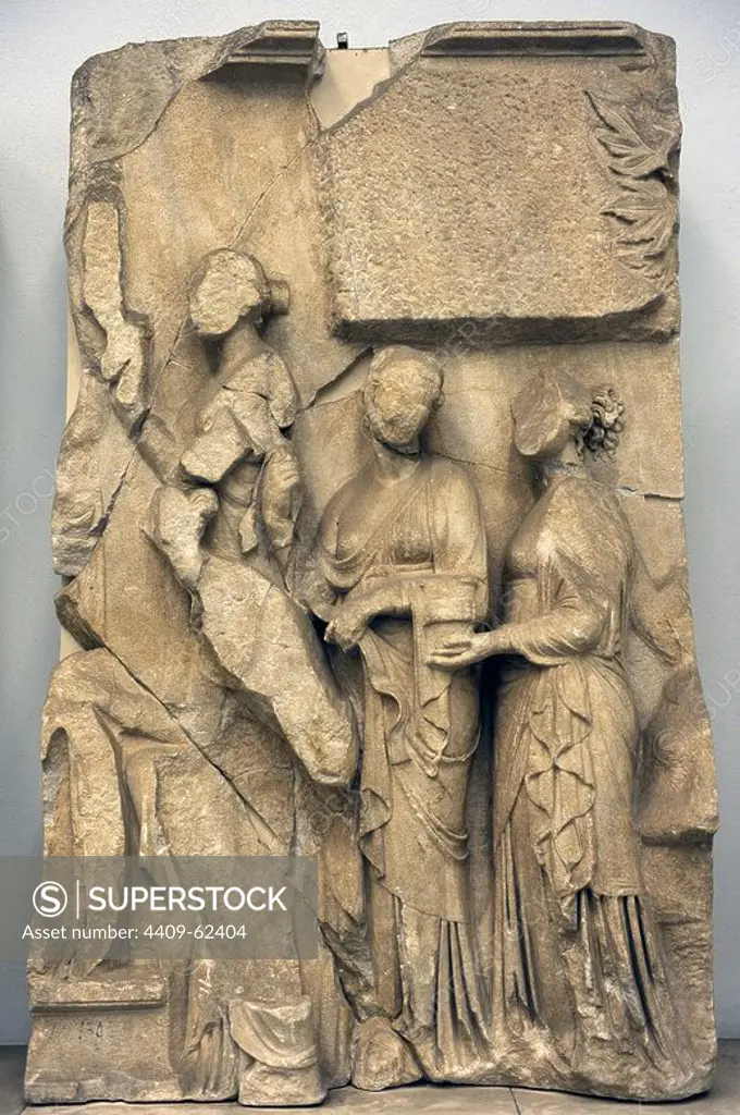 Pergamon Altar. 164-156 BC. Telephos Frieze. Detail. Auge establishes the cult at the Athena goddess. Pergamon Museum. Berlin. Germany.