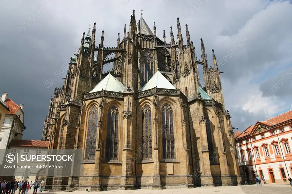 Czech Republic. Prague. St. Vitus Cathedral. Gothic style, 14th century. View of the exterior of the apse, with its flying buttresses and pinnacles. Castle complex. Hradcany district.