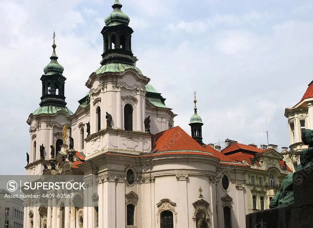 Czech Republic. Prague. Lesser Town. St. Nicholas Church (Mala Strana). Basilique. Baroque style. 1755.