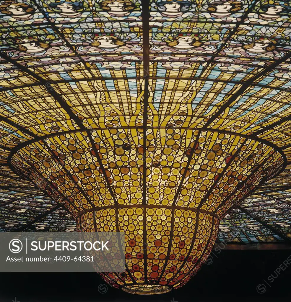 Stained glass window of the "Palau de la Música", 1908. Modernism. Barcelona. Domenech i Montaner. Author: LLUIS DOMENECH I MONTANER.