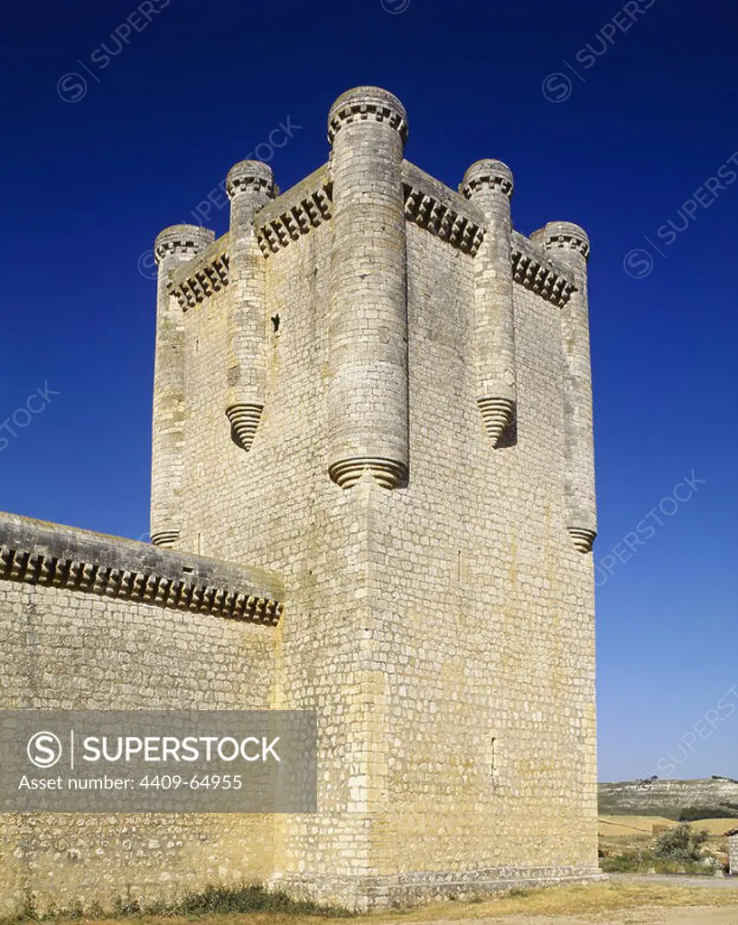 Spain, Castile and Leon, Valladolid province, Torrelobaton Castle. Built in the first quarter of the 15th century by Enríquez family. Refurbished after damage suffered during the War of the Communities of Castile in 1538. The Keep.