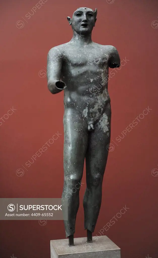 Greek Art. Statue of young man. Sicily. C. 470-460 BC. Bronze. Ny Carlserg Glyptotek. Copenhagen. Denmark.