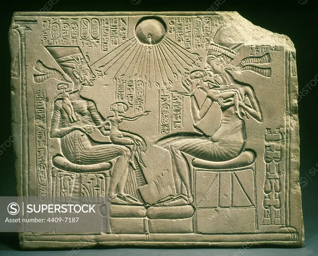 Akhenaten and Nefertiti. XVIIIth dynasty, Amarnian period (c.1350 B.C.). Relief. Berlin, Staatliche Museum. Location: NEUES MUSEUM. BERLIN. GERMANY. Meketaten. ANKHESENAMEN. AKENATON. AMENOFIS IV. NEFERTITI. AMENOFIS IV FAMILIA. MERETATEN.