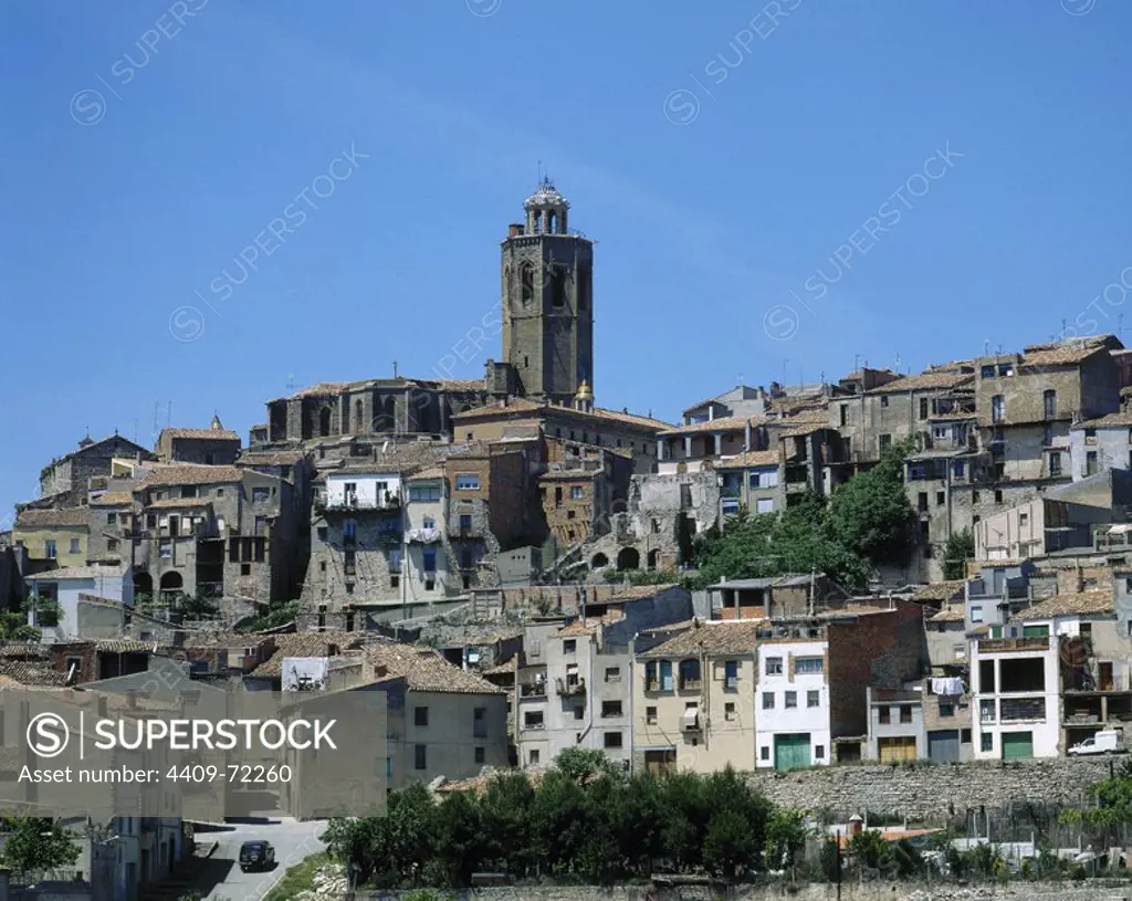 Spain. Catalonia. Cervera. Panorama of the city with the Church of Saint Mary, 14th-15th centuries.