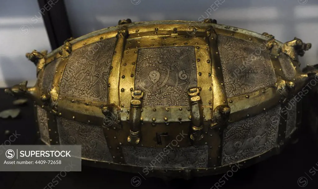 Copy of a reliquary made in Scandinavia at the end of the 10th cent. The wooden casket was clad with elk horn and gilt-bronze bands. The form imitated a Viking house. The original reliquary was kept in the cathedral in Cammin, Pomerania, but disappeared during World War II. National Museum of Denmark.