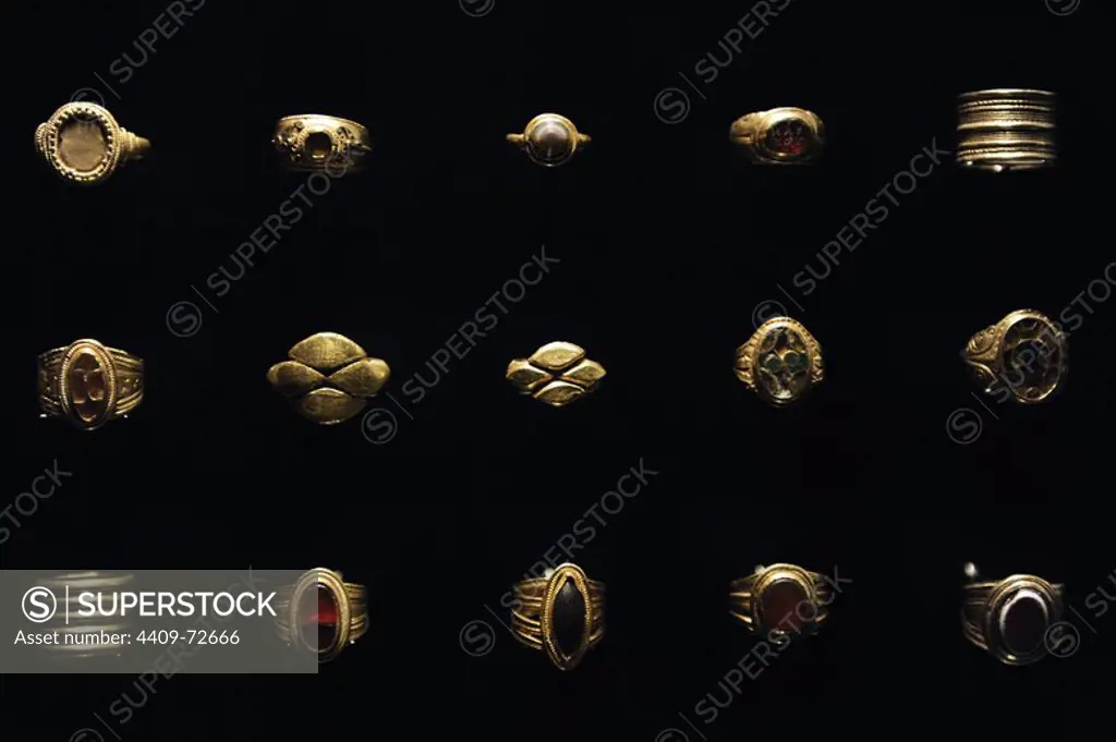 Finger rings from 1st-6th centuries AD. Gold. The use over finger ring was taken over from the Romans. National Museum of Denmark.