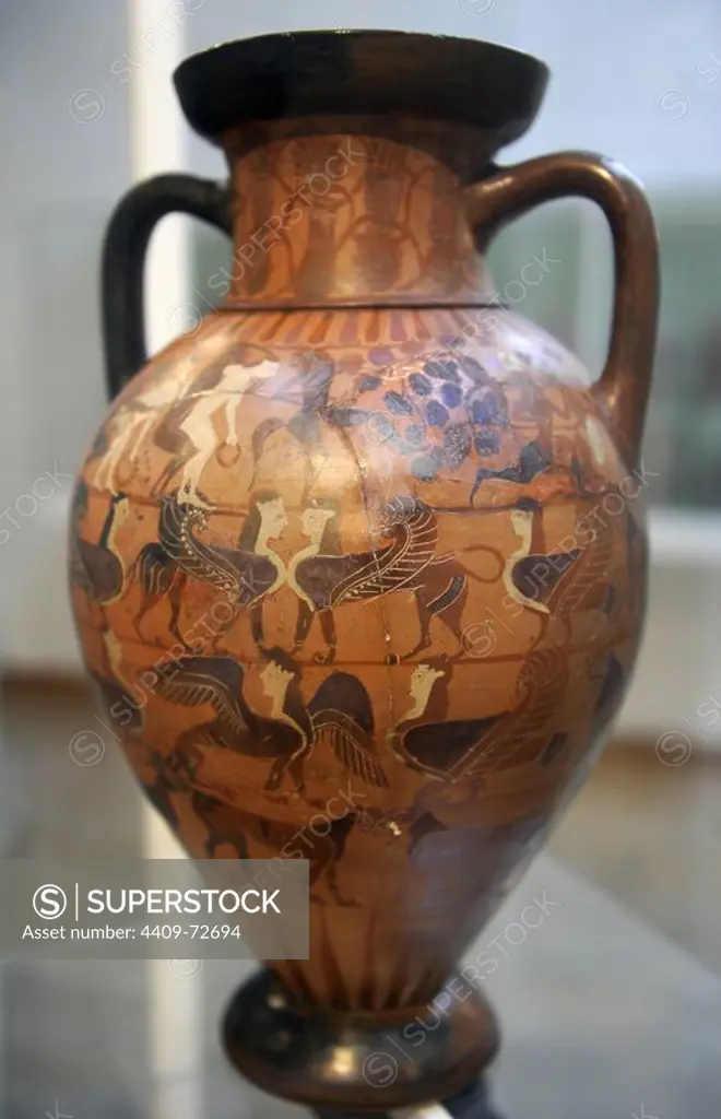 Greek Art. Magna Graecia. Amphora decorated. Sphinxes. National Museum of Denmark.