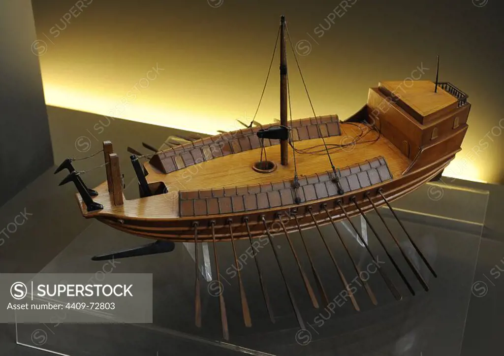 Leonardesque model. Mobile ram boats. Model by Luigui Tursini, 1952-1943. The Science and Technology Museum Leonardo da Vinci. Milan. Italy.