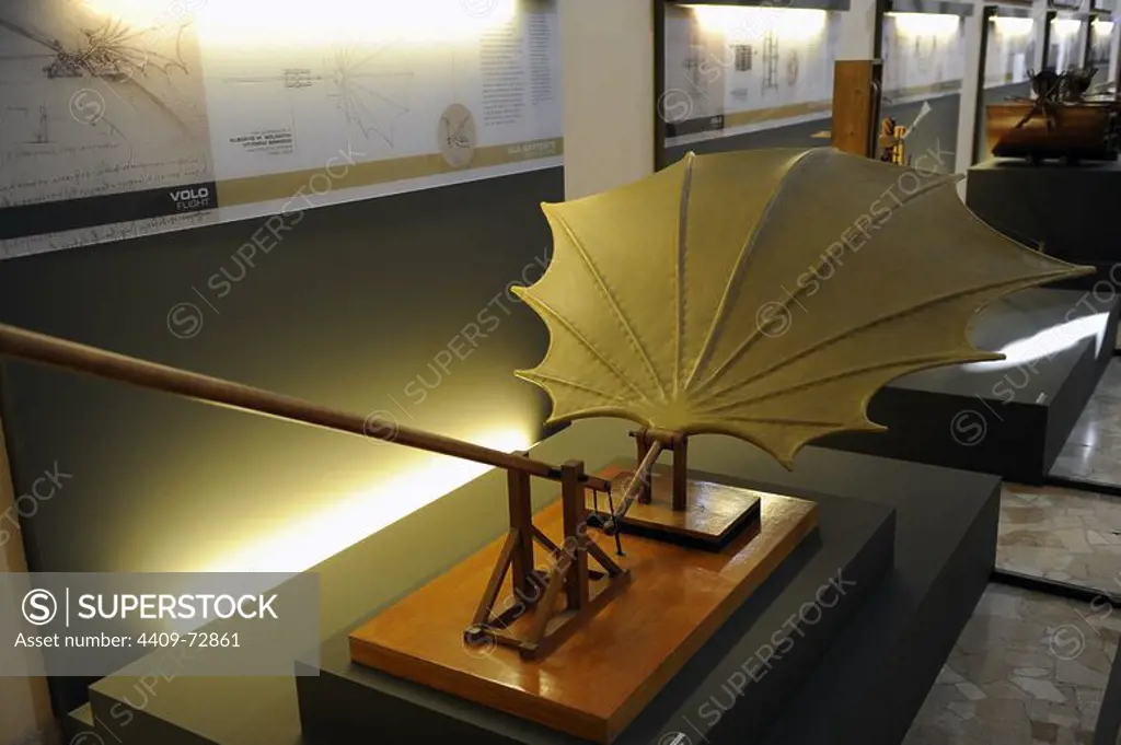 Flying machines. Beating wing. Study by Leonardo da Vinci. Model by Mario Alberto and Vittorio Somenzi, 1952. Manuscript B, sheet 88 v. 1483-86. The science and Technology Museum Leonardo da Vinci. Milan. Italy.