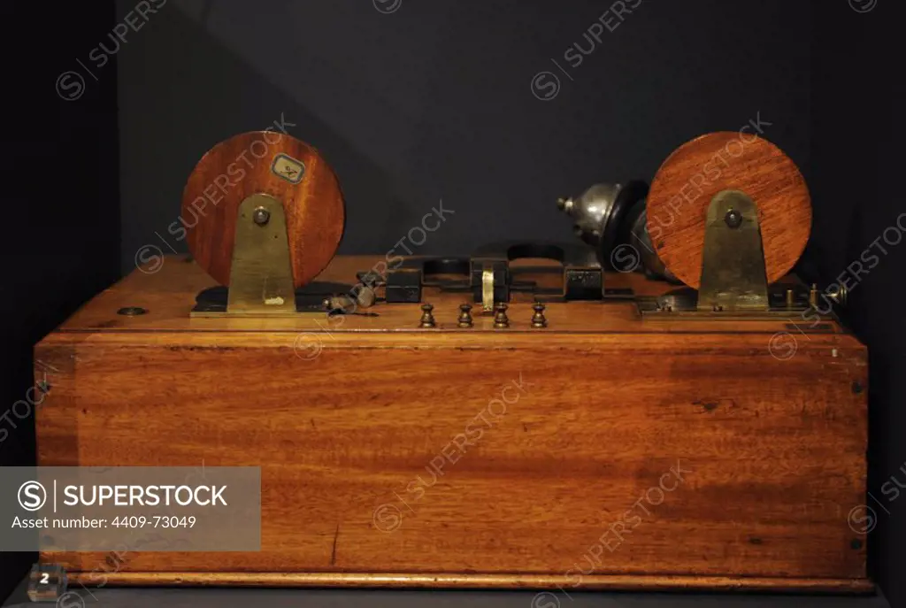Carborundum radio-receiver. 1917. Officine Marconi, Genova. National Museum of Science and Technology Leonardo Da Vinci. Milan. Italy.
