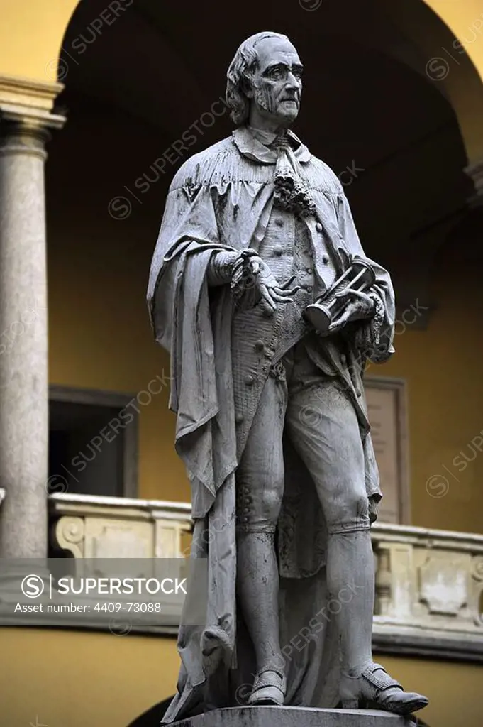 Alessandro Giuseppe Antonio Anastasio Volta (1745-1827). Italian physicist known for the invention of the battery in the 1800s. Statue. University of Pavia. Italy.