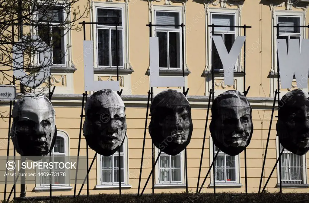 Slovenia. Ljubljana. Monument "Hollywood". Political criticism. The heads representing members of the G-8 and the Slovak president. Temporary exhibition.
