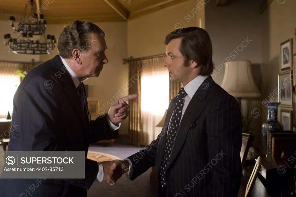 FRANK LANGELLA and MICHAEL SHEEN in FROST / NIXON (2008), directed by RON HOWARD.