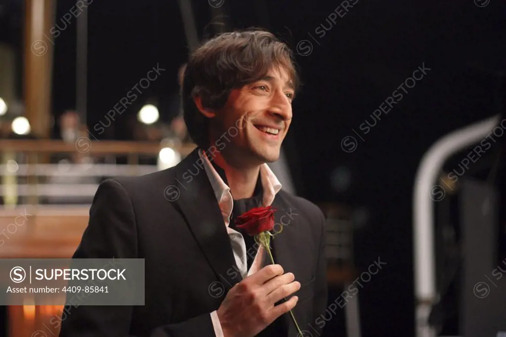 ADRIEN BRODY in THE BROTHERS BLOOM (2008), directed by RIAN JOHNSON. Copyright: Editorial use only. No merchandising or book covers. This is a publicly distributed handout. Access rights only, no license of copyright provided. Only to be reproduced in conjunction with promotion of this film.