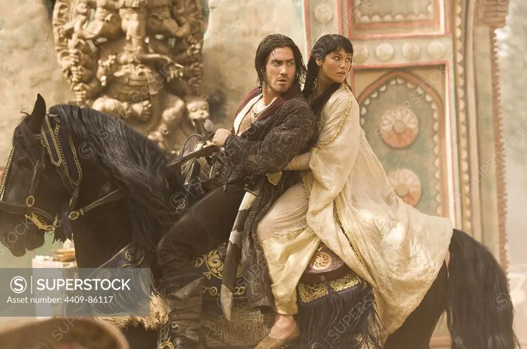 JAKE GYLLENHAAL and GEMMA ARTERTON in PRINCE OF PERSIA: THE SANDS OF TIME (2010), directed by MIKE NEWELL.