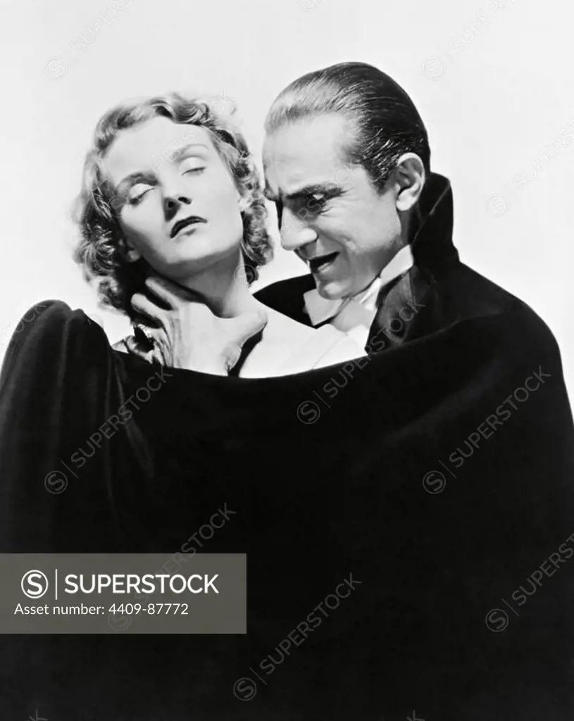 BELA LUGOSI and HELEN CHANDLER in DRACULA (1931), directed by TOD BROWNING.