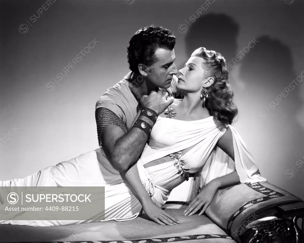 STEWART GRANGER and RITA HAYWORTH in SALOME: THE DANCE OF THE SEVEN VEILS (1953) -Original title: SALOME-, directed by WILLIAM DIETERLE.