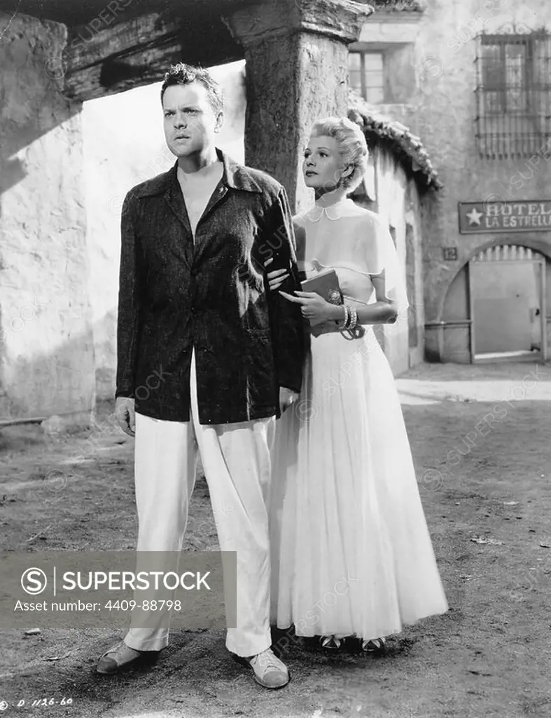 ORSON WELLES and RITA HAYWORTH in THE LADY FROM SHANGHAI (1947), directed by ORSON WELLES.