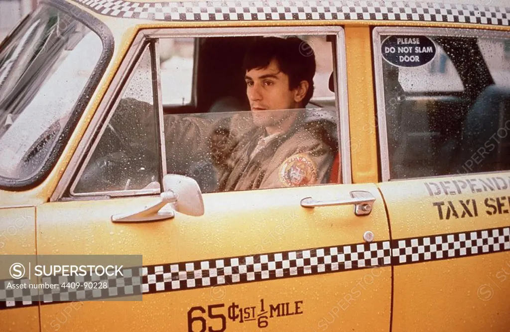 ROBERT DE NIRO in TAXI DRIVER (1976), directed by MARTIN SCORSESE.